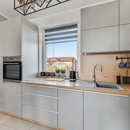 Przystan U Kariny Apartment